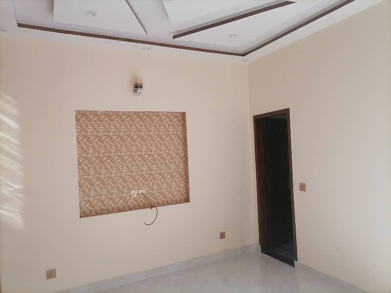 In Lahore You Can Find The Perfect Upper Portion For rent 3