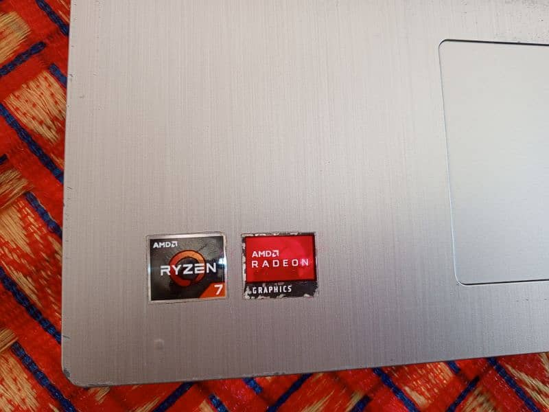 Lenovo laptop in good condition 10