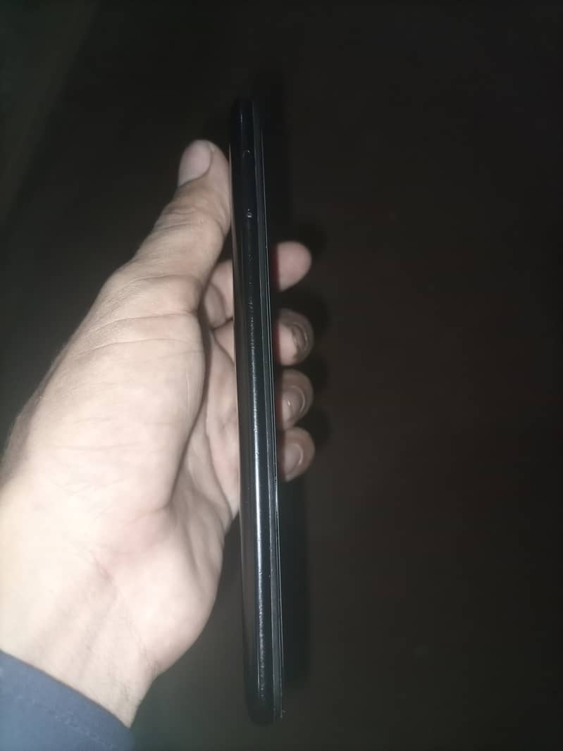 infinix hot 8 lite (2+32) with box 3