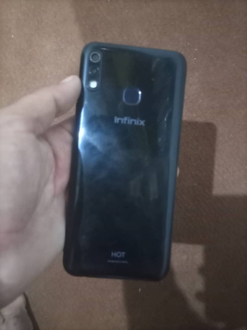 infinix hot 8 lite (2+32) with box 4