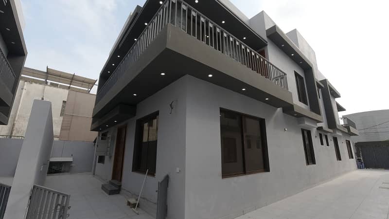 Brand New Town House 250 Sqyrd Available For Sale In Pechs Main Ferozabad Road 3