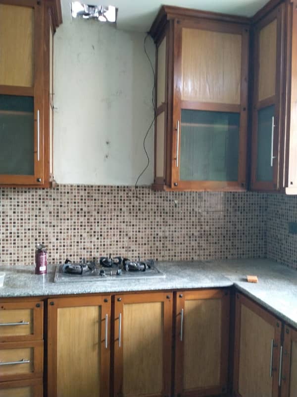 1 KANAL UPPER PORTION FOR RENT 4