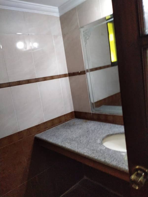 1 KANAL UPPER PORTION FOR RENT 13