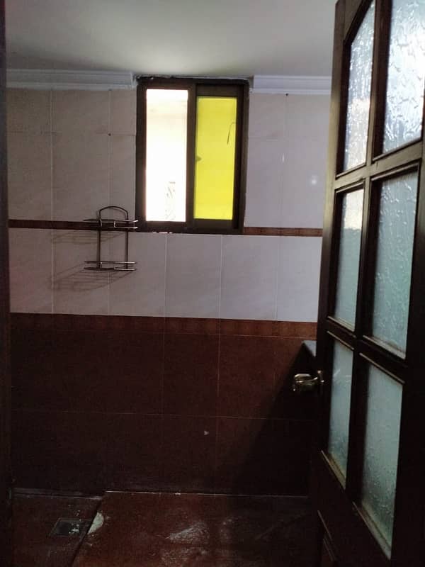 1 KANAL UPPER PORTION FOR RENT 14