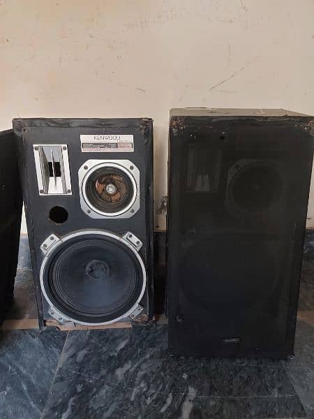 Kenwood Speaker plus Woofer 1