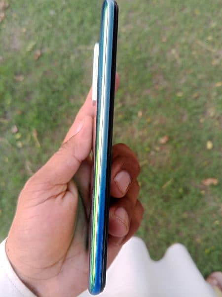 vivo y53s 8+4/128 urgent sale 1