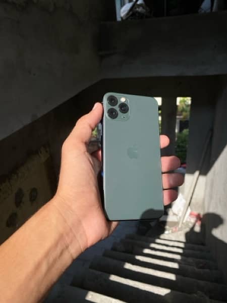 Apple i phone 11 pro 256gb 0