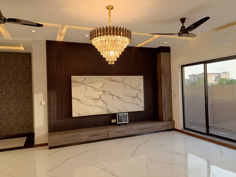 One Kanal Lower Portion With Upper Lock Available For Rent At Hot Location Of DHA Phase 04 9