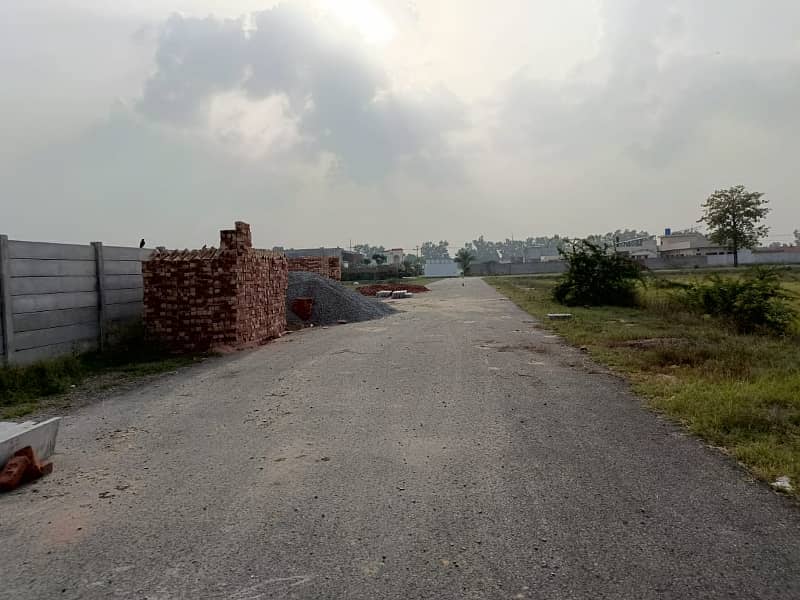 4-Kanal Plot For Farm House in Barki Road Facing BRB Canal. 4