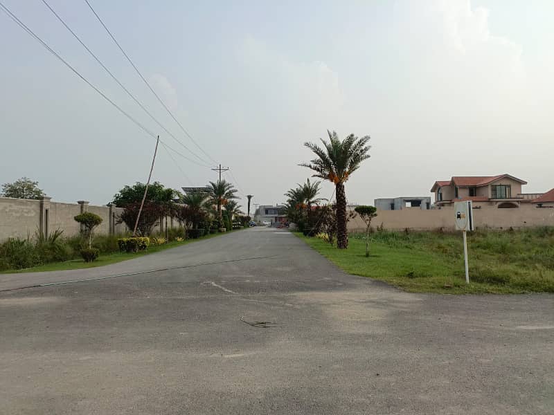 4-Kanal Plot For Farm House in Barki Road Facing BRB Canal. 6