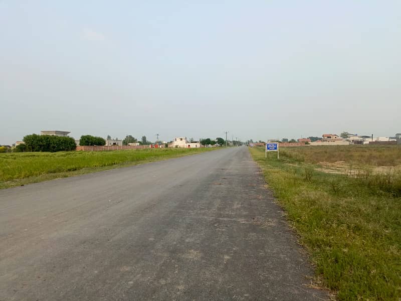 4-Kanal Plot For Farm House in Barki Road Facing BRB Canal. 8