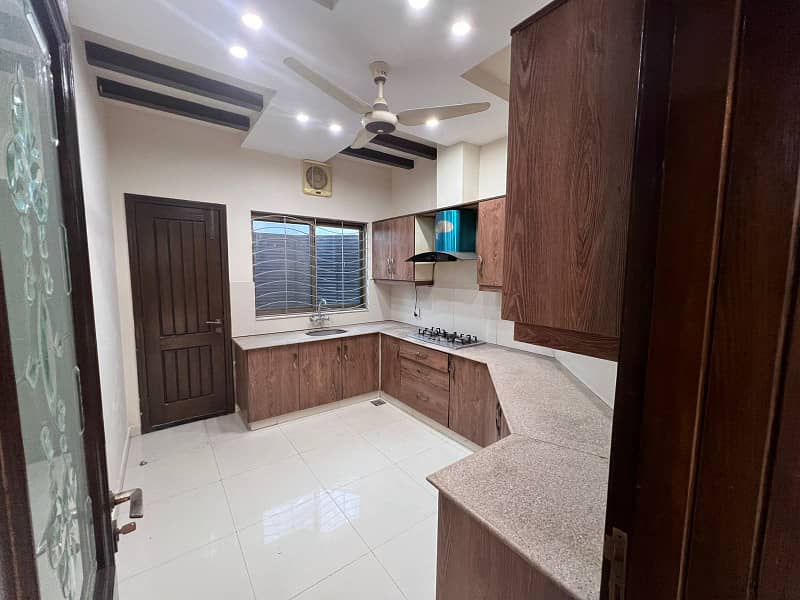 One Kanal Corner Double Unit House Available On Rent At Prime Location Of DHA Phase 06. 33