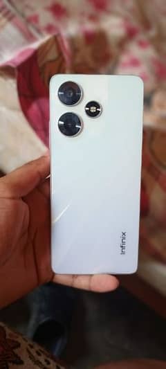 Infinix Hote 30 Full box