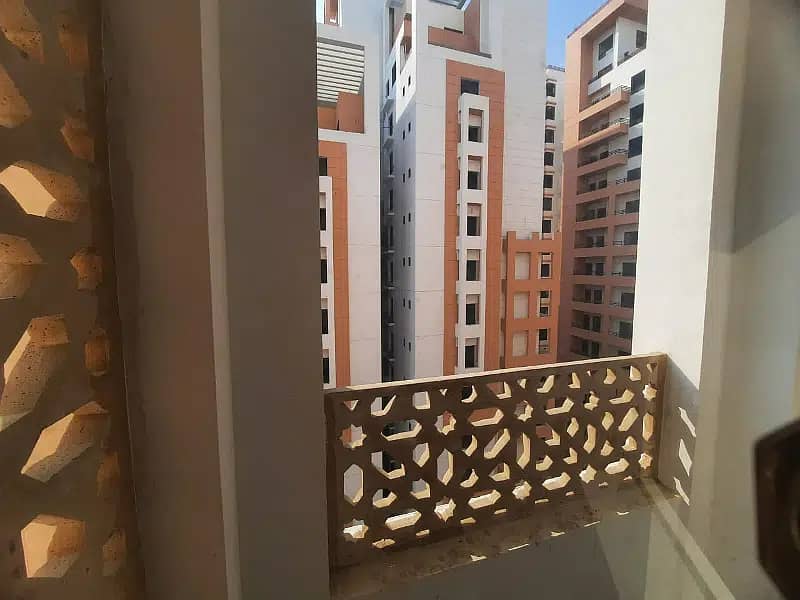 3Bed Dd Flat for rent in Brand new Apartment of Metropolis 6