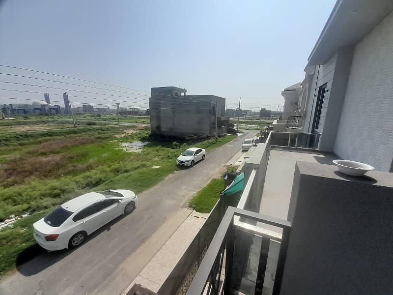 Prime Location House Of 10 Marla Is Available For sale In Garden Town Phase 3 8