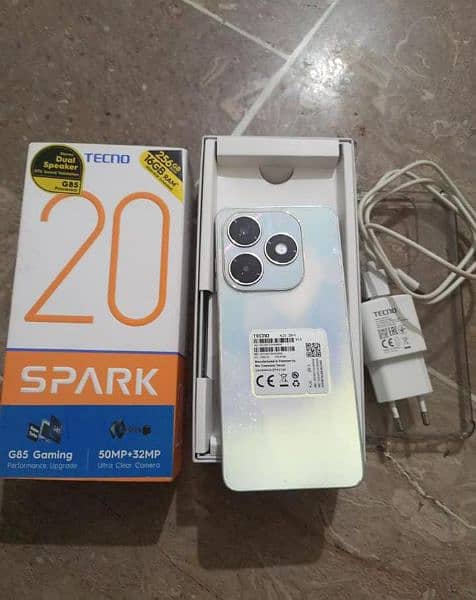 Tecno Spark 20 8+8 256 0