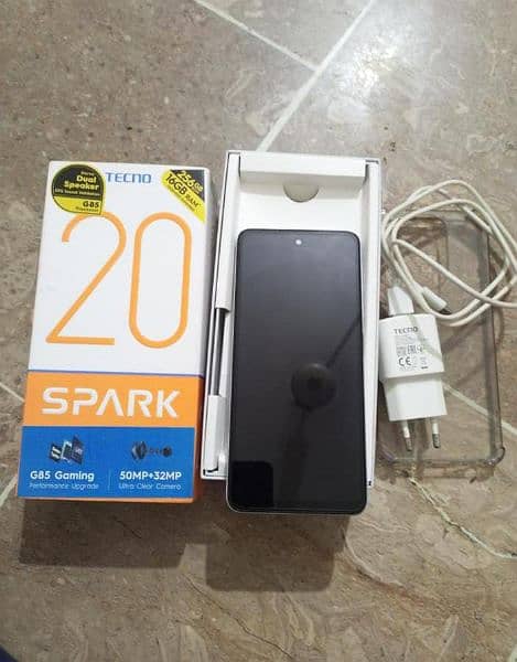 Tecno Spark 20 8+8 256 1