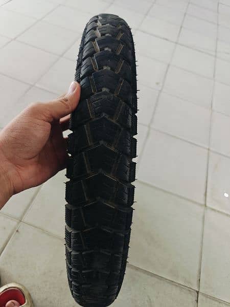 Suzuki gs 150 Orignal Panther Tracker stock tyre available 0