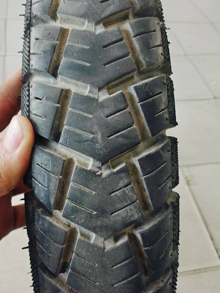 Suzuki gs 150 Orignal Panther Tracker stock tyre available 1