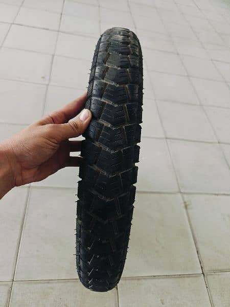 Suzuki gs 150 Orignal Panther Tracker stock tyre available 5