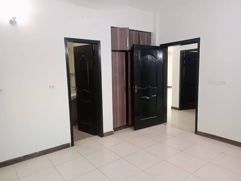 10 Marla Apartment Is Available For Rent In Askari 10 Sector F At Super Hot Location 8