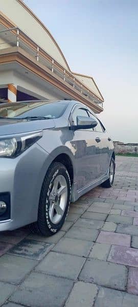 Toyota Corolla GLI 1.3  Modal  2015 4