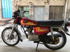 Honda 125 lush condition totally janian