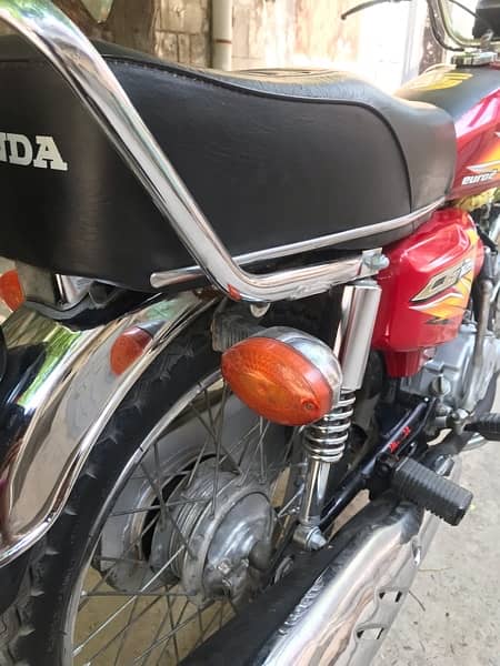 Honda 125 lush condition totally janian 2