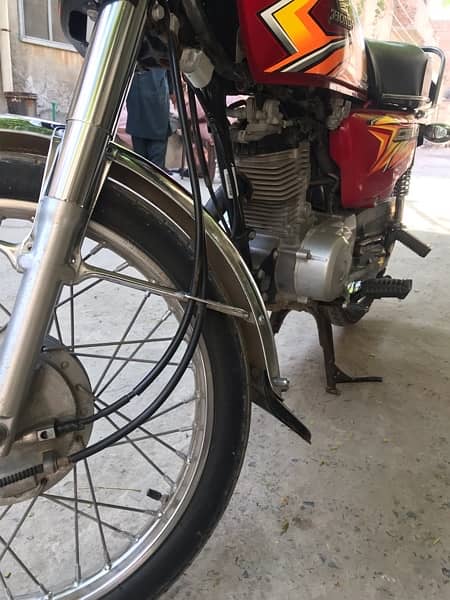 Honda 125 lush condition totally janian 6