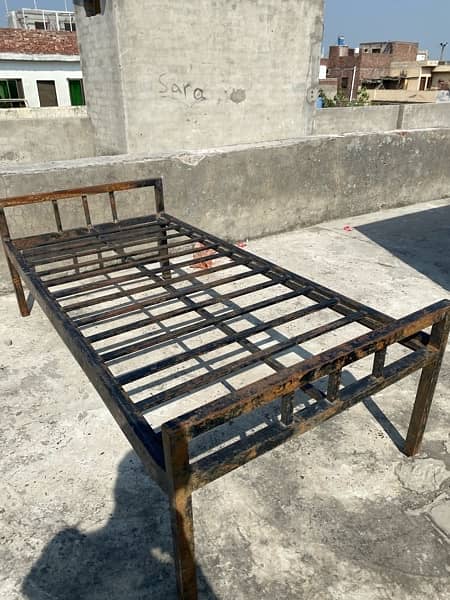 iron singal bed 1