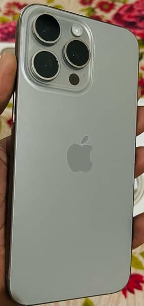 Iphone 15pro max Natural Titanium 5