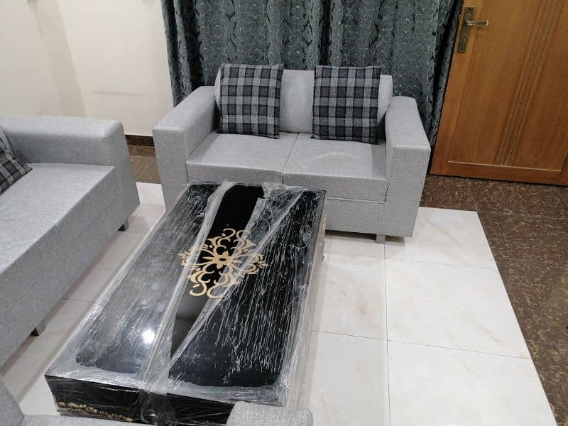 6 Seater Sofa Set for Sale which includes 3 seater 2 seater and 1. 2