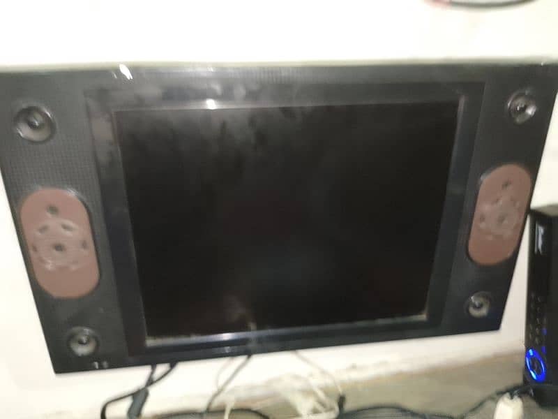 LCD tv 19 inches condition 10 by 8 0