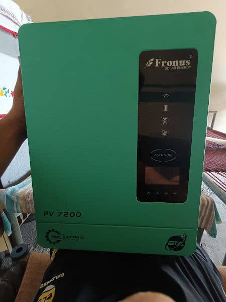 fronus hybrid inverter 7200 PV 4 battery supported 3