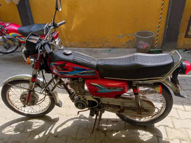 Honda CG 125 2013 2