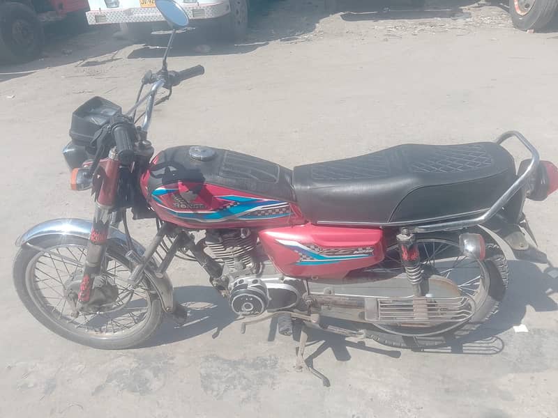 Honda CG 125 2013 6