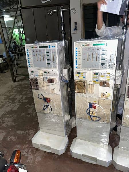 DIALYSIS MATCHINES 4008S 0