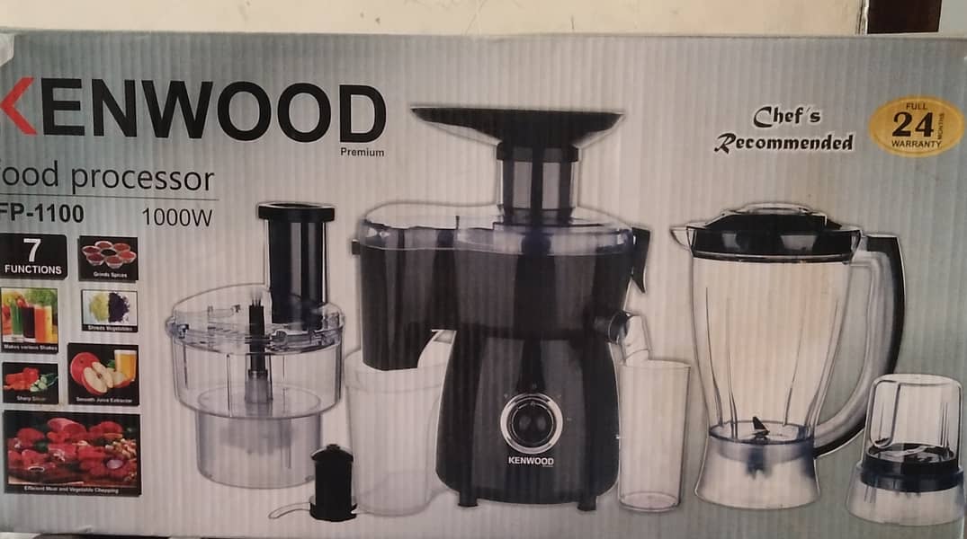 Kenwood food processor FP-1100 1