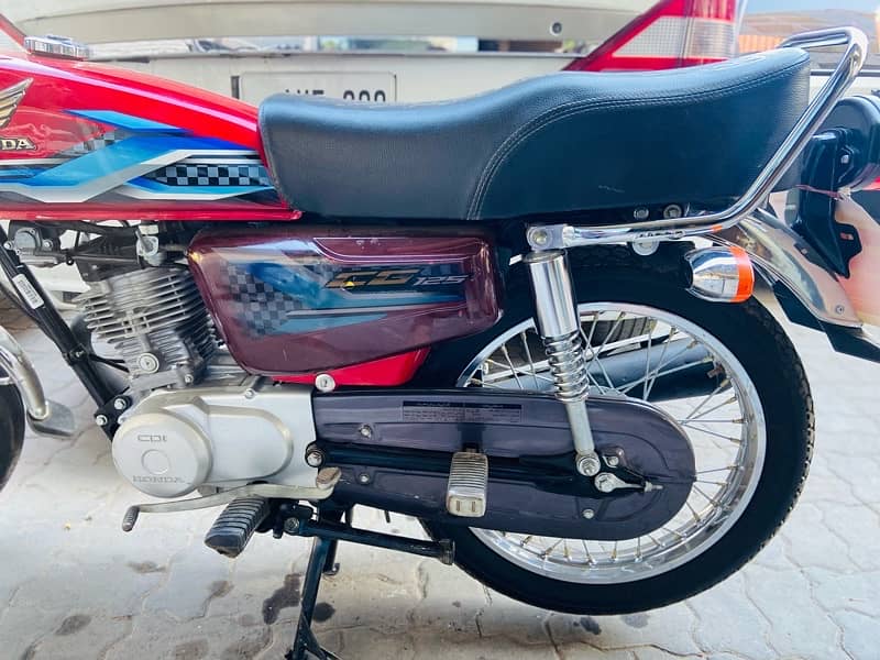 Honda CG125cc 2024 4