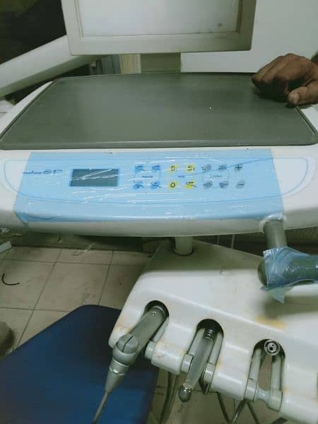 Dental unit 2