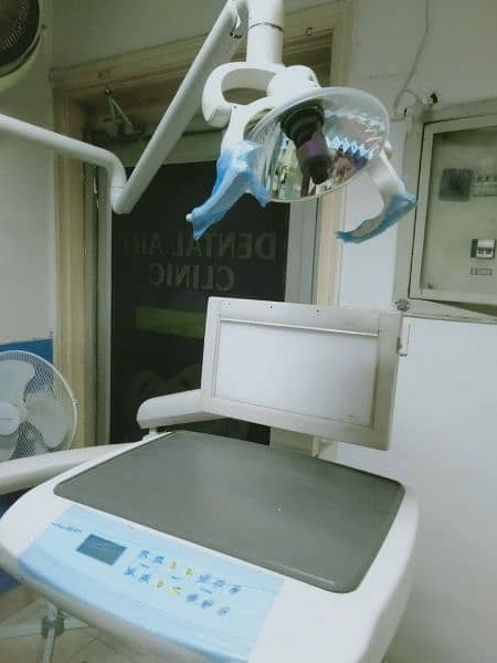 Dental unit 4