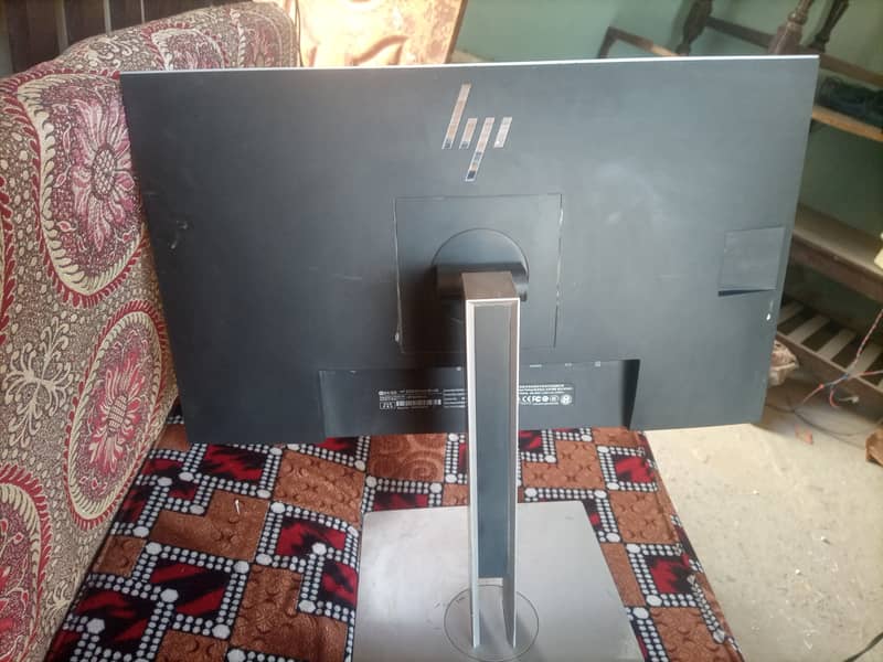 Hp 24 inch lcd monitor Boder Less 4