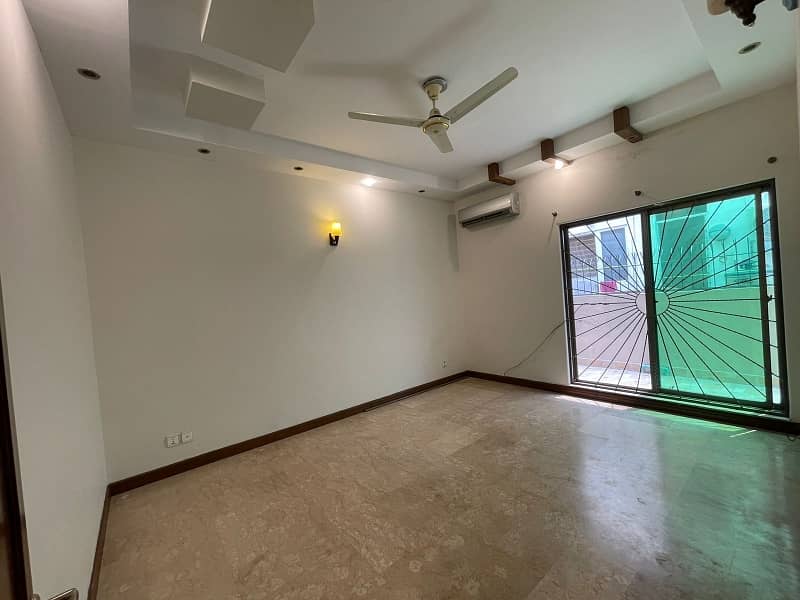 10 Marla Slightly Used House For Sale Dha Phase 4 Prime Location More Information Contact Me Future Plan Real Estate 15