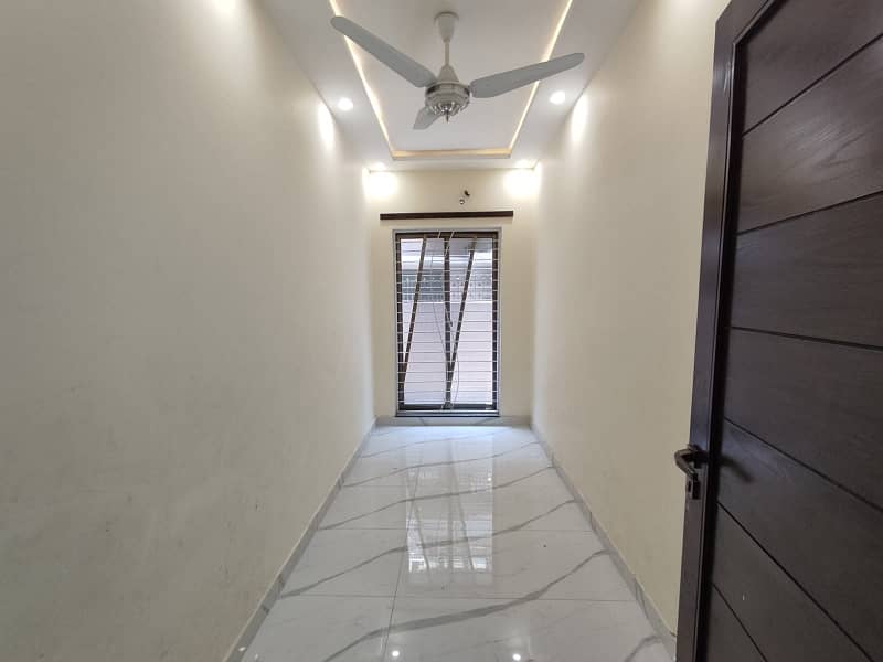 1 Kanal Slightly Used House For Rent Dha Phase 3 Prime Location More Information Contact Me Future Plan Real Estate 6