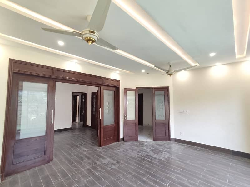 1 Kanal Slightly Used House For Rent Dha Phase 3 Prime Location More Information Contact Me Future Plan Real Estate 7