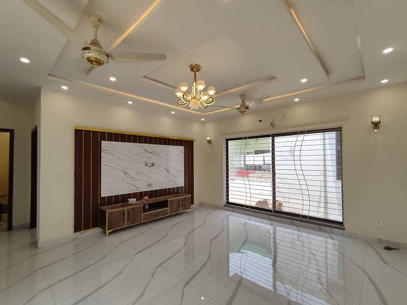 1 Kanal Slightly Used House For Rent Dha Phase 3 Prime Location More Information Contact Me Future Plan Real Estate 12