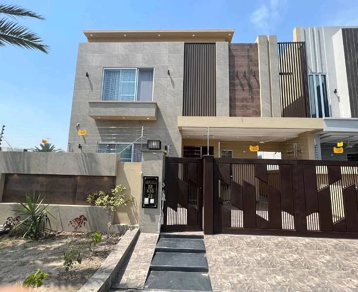 Aesthetic House Of 10 Marla For sale Is Available 0