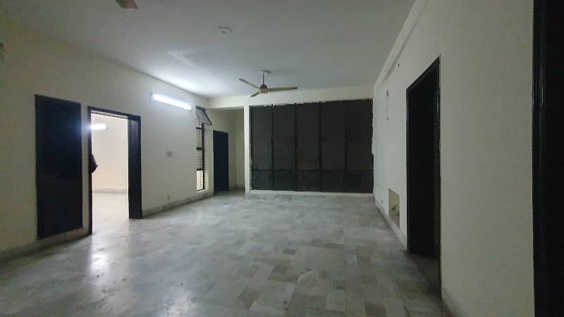 Model Town N Block 2 Kanal House 7. Bed Available For Rent 14