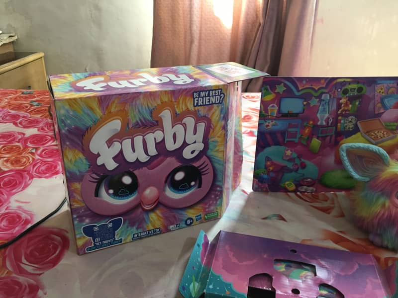 Furby Plush Toy USA Imported hai Amazon par price dekhsaktay hain 3