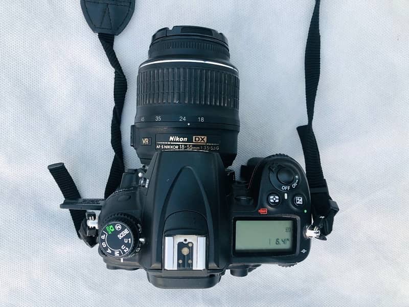 DSLR Camera for Sale | Nikon D7000 | Briliant Condition 2